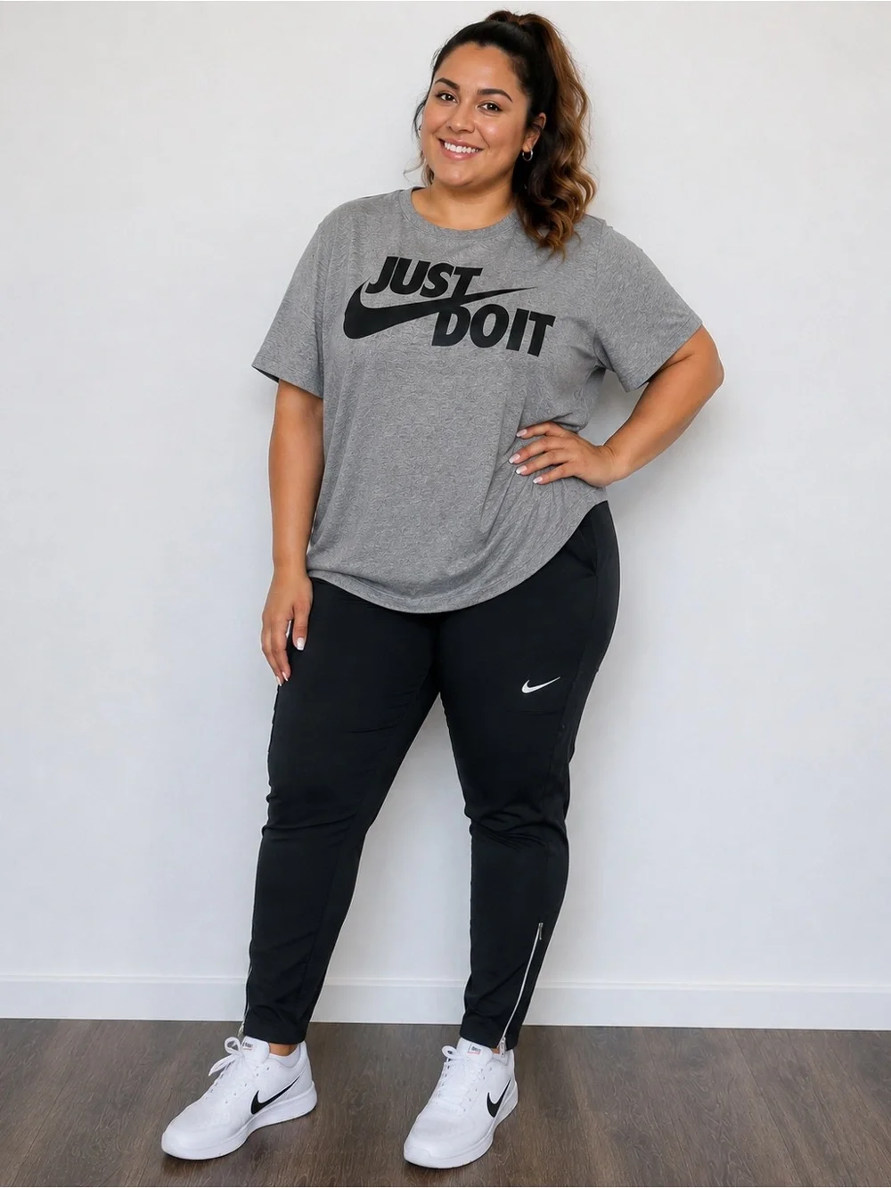 Nike women’s XL 'Just Do It' Tee and Black Nike Joggers bundle new with tags